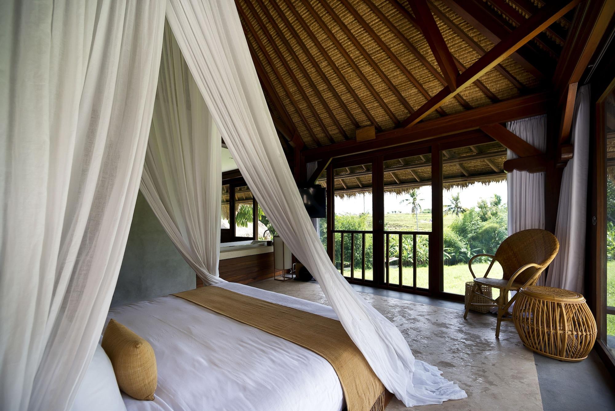 Planta Boutique Resort Canggu Buitenkant foto
