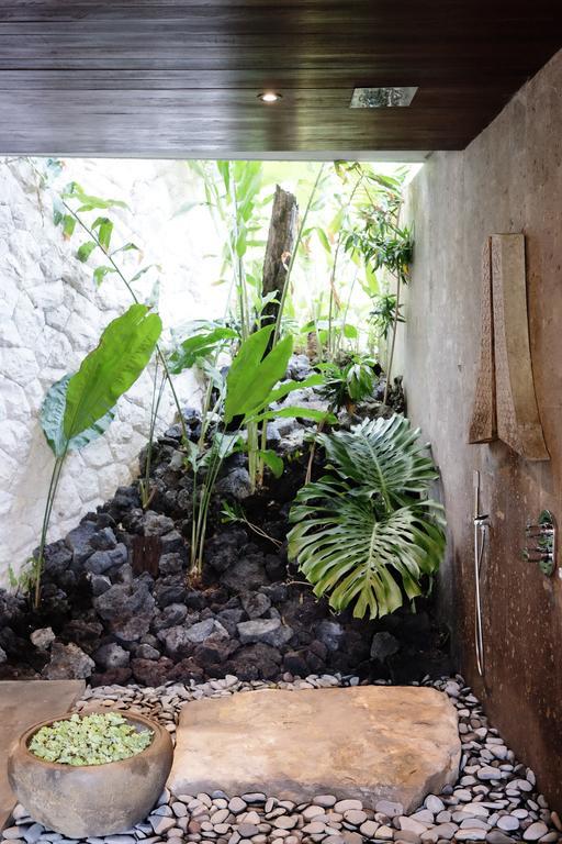 Planta Boutique Resort Canggu Buitenkant foto