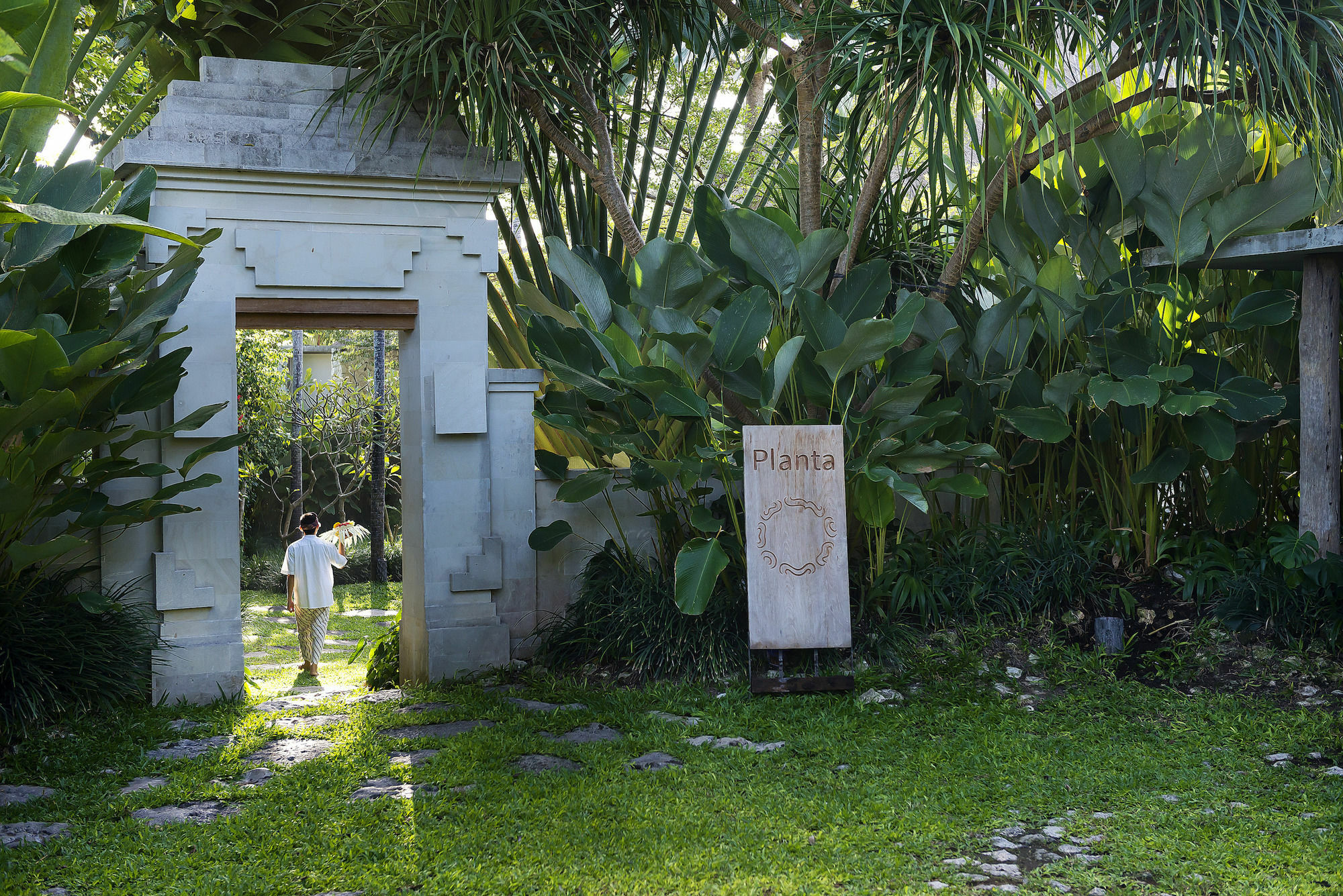 Planta Boutique Resort Canggu Buitenkant foto